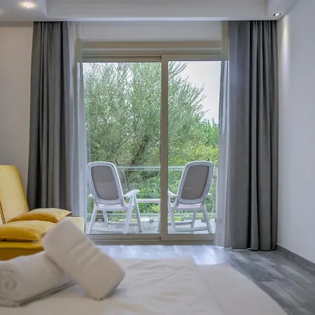 Paradiso Hotel